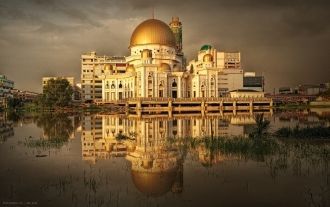 Мечеть Кланг в Малайзии.