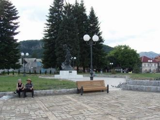 Памятники и мемориалы города Колаши