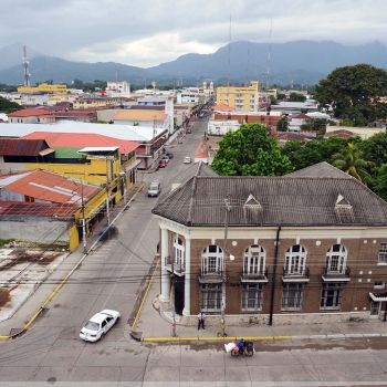 Ла-Сейба, Гондурас.