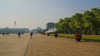 Площадь Бодинь - мавзолей Хо Ши Мина во 