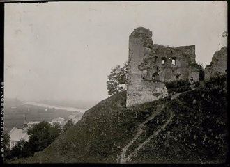Руины Галичского (Старостинского) замка 